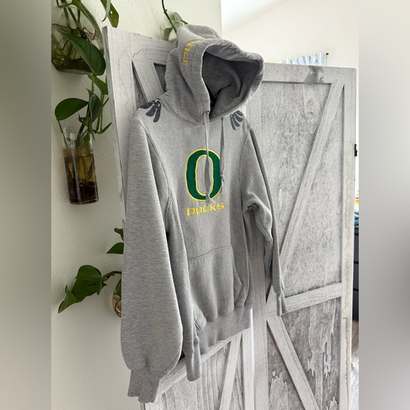 Gray Oregon Ducks Hoodie - Picture 3 of 16